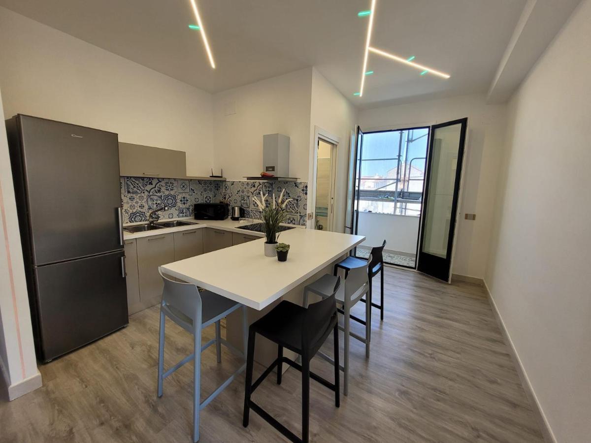 Sara Luxury Apartment 3 Сорренто Екстер'єр фото