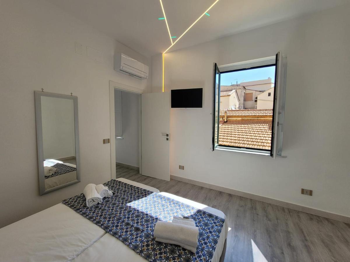 Sara Luxury Apartment 3 Сорренто Екстер'єр фото